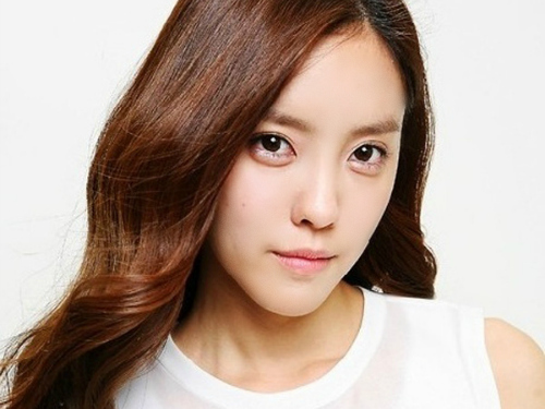 T-ara’s Hyomin Reveals Secret To Getting a Doll-like Body