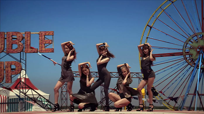 New Girl Group Two X Makes Their Debut Performance on Music Core