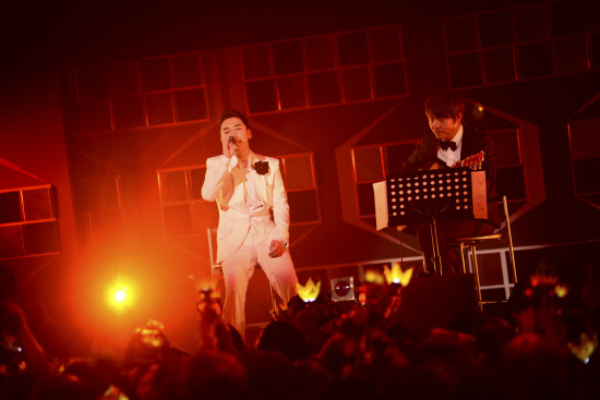Big Bang’s Seungri Successfully Orchestrates His Own Fanmeeting