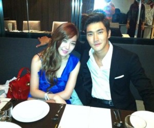 Celebrity Candid Moments in K-Pop This Week! Celebrity Candid Moments in K-Pop This Week!