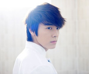Super Junior’s Donghae Shows Off Killer Abs in Latest Photo Shoot Super Junior’s Donghae Shows Off Killer Abs in Latest Photo Shoot