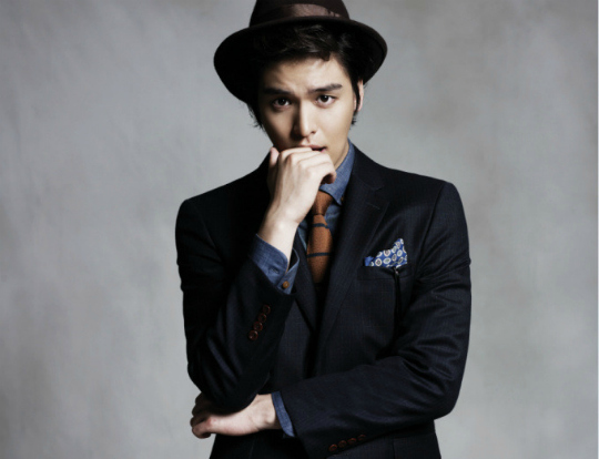 Actor Lee Jang Woo to Sing Live on Music Core