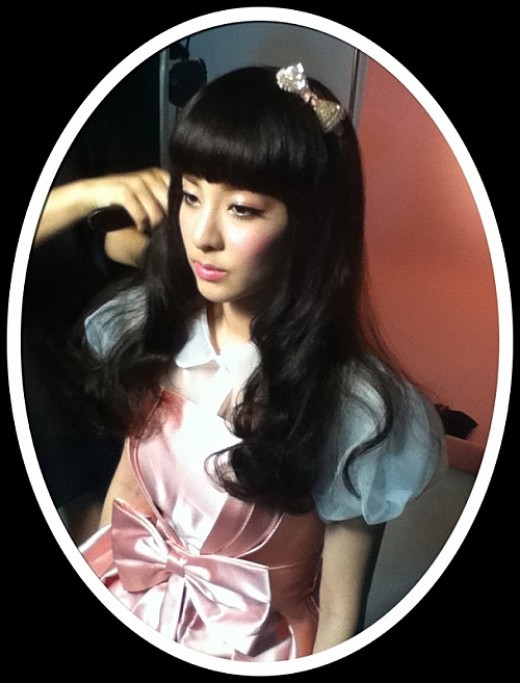 2NE1’s Dara Is a Living Doll