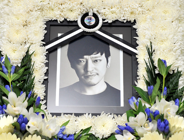 “God of War” Actor Seung Gyu Dies in Motorcycle Accident