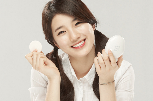 miss A’s Suzy Seduces with a Come Hither Look