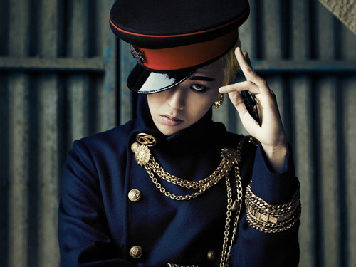 G-Dragon: “I Tend To Date One Person For a Long Time”