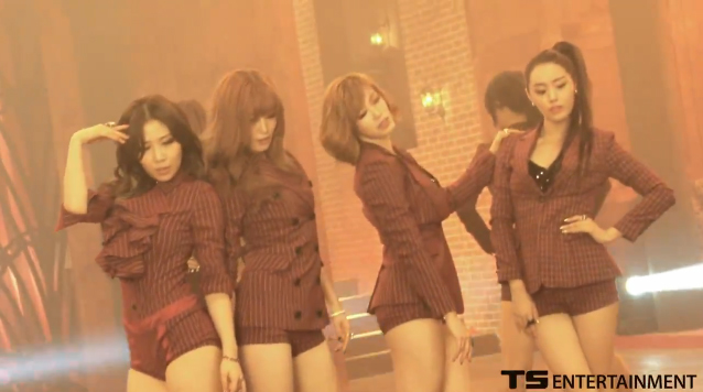 Secret Reveals Behind The Scenes Videos for “Poison”