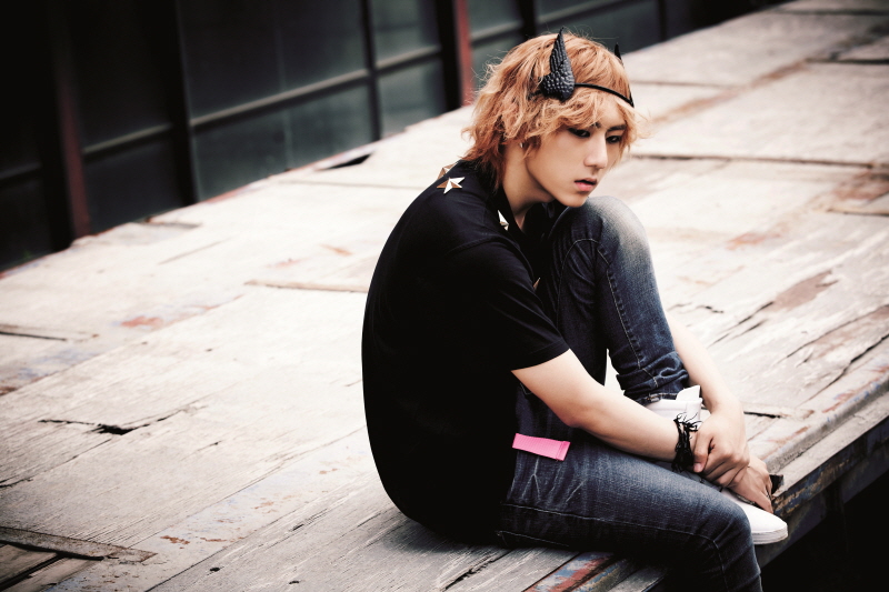 Beast’s Jang Hyun Seung’s Father Passes Away Today