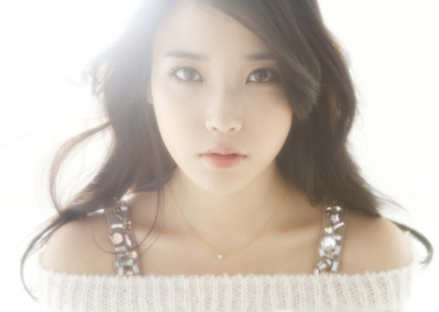 IU’s Cute and Chubby Childhood Photos Revealed
