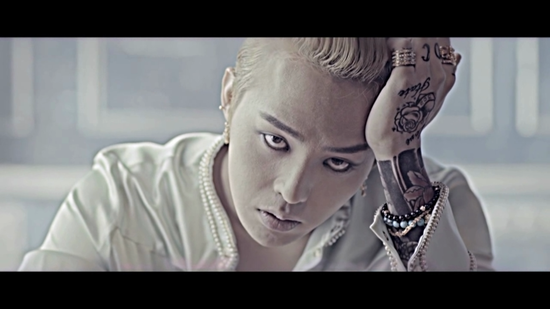“In the End” Who Will Be Named on G-Dragon’s New Track?
