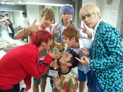 BEAST Posts Group Photo for Hyunseung’s Birthday on Twitter