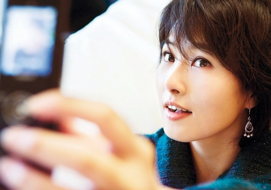 A Fan’s Love: The Many Faces of Kim Sun Ah on Me2Day