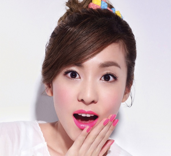 Sandara Park Shows Off Goodies She Got in Japan