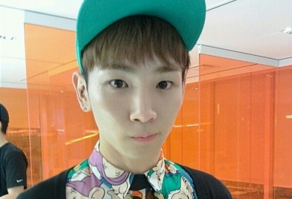 SHINee’s Key Flaunts Funky and Playful Outfit on Me2Day