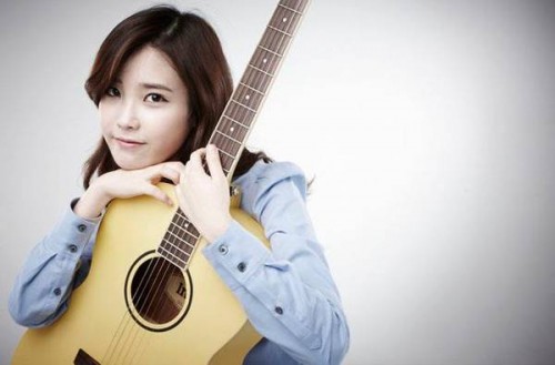 IU Shares Her Korean Pride On A “Good Day”