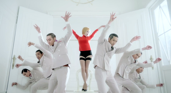 BEG’s Ga In Gives Pole Dance Lessons Via Video