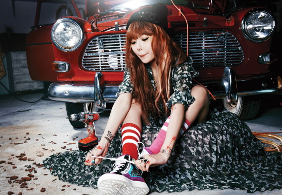 6 Songwriting Female Idols – Who’s Your Favorite?