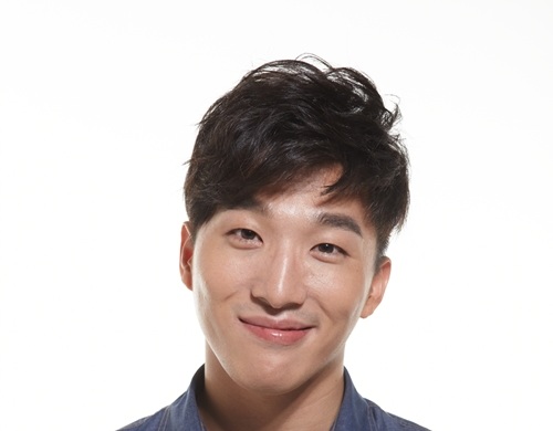 Big Bang Taeyang’s Older Brother to Make Acting Debut
