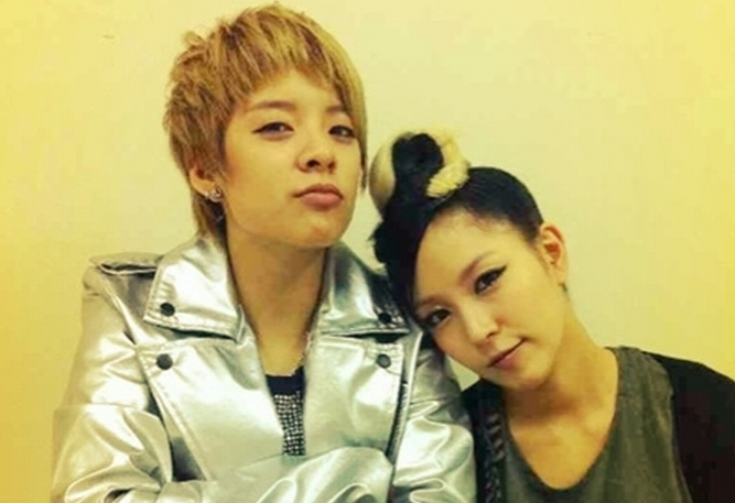 f(x)’s Amber Calls BoA “Nuna”