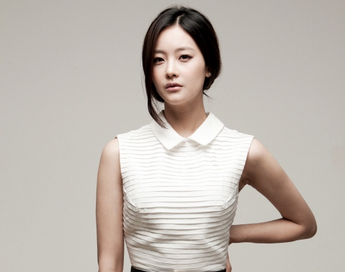 “We Got Married’s” Oh Yeon Seo Receives Pepero on Pepero Day