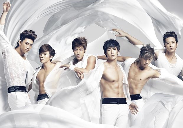 2PM Tops Japan Tower Records Singles Chart for Two Weeks