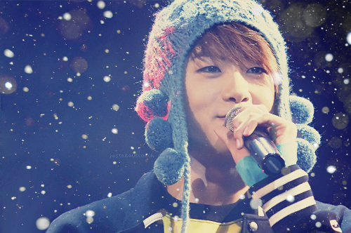 ZE:A’s Hyungsik Releases “I Hate Winter” Selca