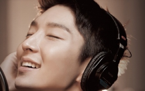 Lee Jun Ki Sells Out Fan Meeting in 60 Seconds
