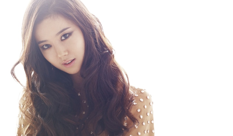 Moon Chae Won Looking Over Role in New Film