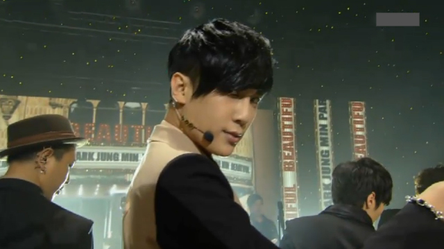 Park Jung Min Performs “Beautiful” for Inkigayo Comeback