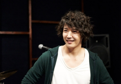 Yoon Sang Hyun Apologizes to Colleagues on “Win Win”