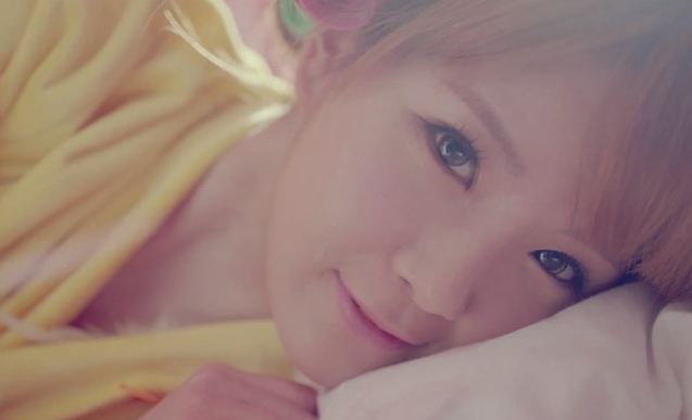 Rainbow’s Jo Hyun Young Shares Selca After Losing 18 Pounds