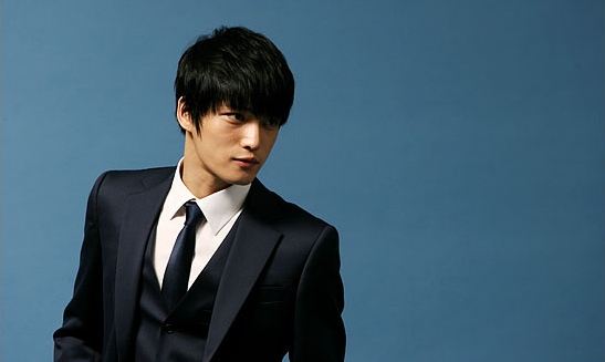 JYJ’s Kim Jae Joong Wins a Rookie Award and Shares: “Yoochun, Junsu, I Love You”