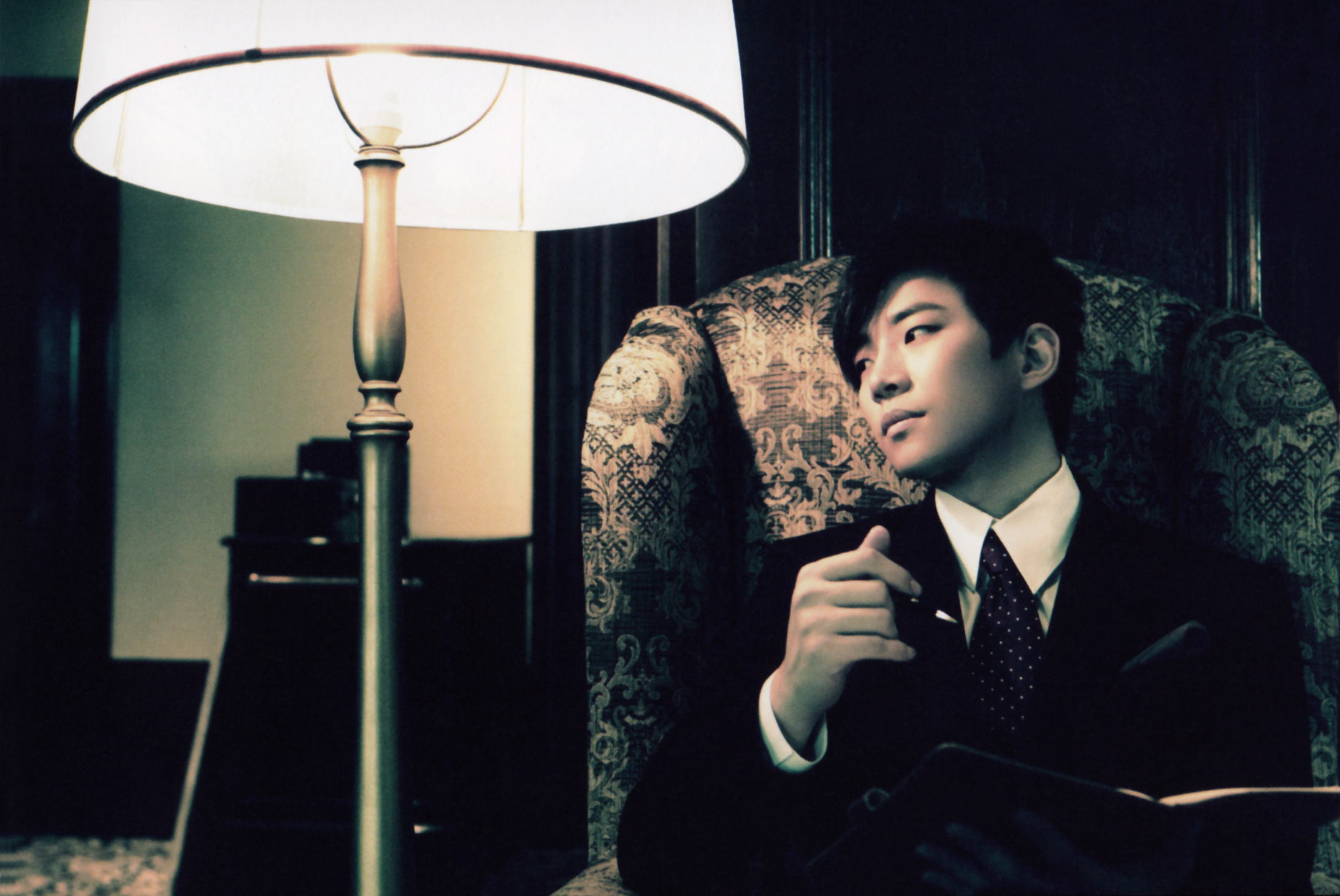 2PM’s Junho Thanks Fans with a Shy Smile