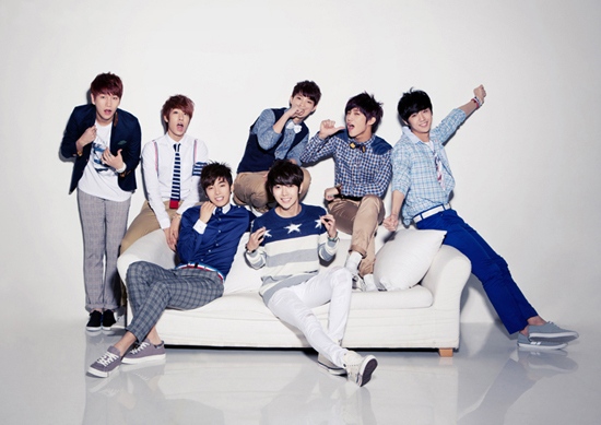 A-JAX Will Hold “Free Hug” Event On December 14