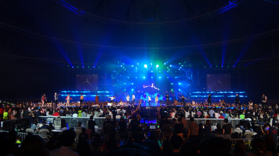 SM and JYP Entertainment Begin Their 2013 Auditions!