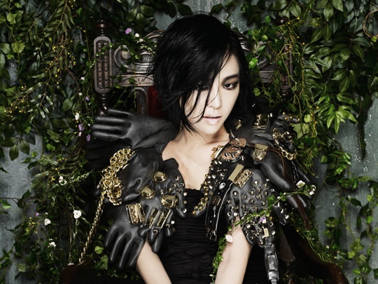 Brown Eyed Girls’ Ga In Channels “Basic Instinct” Sharon Stone in “SNL Korea”
