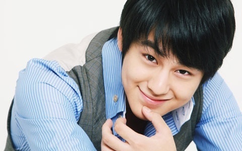 Kim Bum Thanks Fans for Christmas Gifts