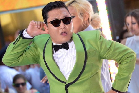 PSY Energizes Crowds at “The B96 Jingle Bash 2012” in Chicago