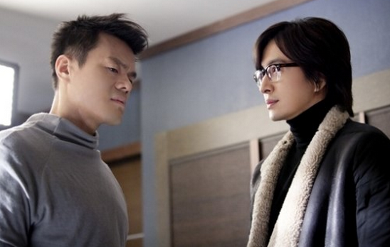 JYP & Bae Yong Joong Spend Quality Time Drinking 90-Year Old Wine