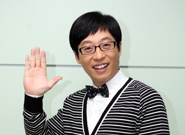 MC Yoo Jae Suk Disguises Himself As A Woman