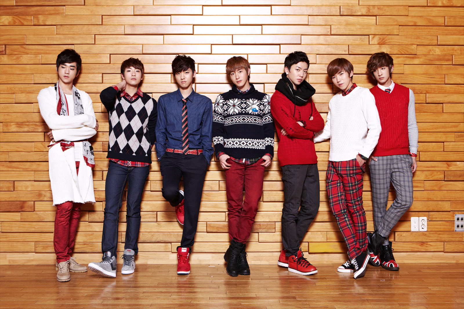 100 Members Image 100% to Return as 5-Member Group without Minwoo and Sanghoon | Soompi