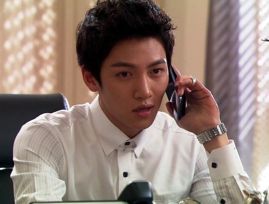 Ji Chang Wook Transforms Into Tough Schoolboy