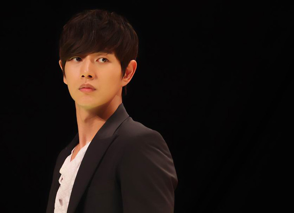 Park Hae Jin Sues 30 Netizens for Spreading Malicious Rumors