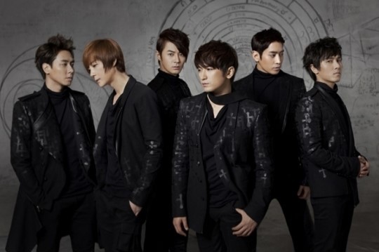 Shinhwa to Comeback in March 2013