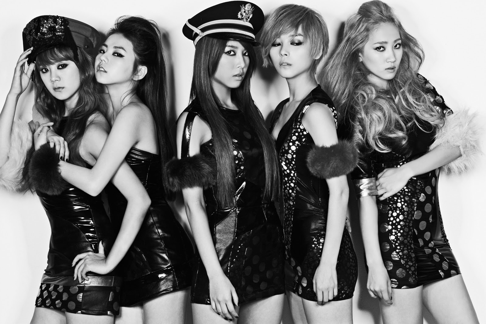 How The Wonder Girls Celebrate Christmas