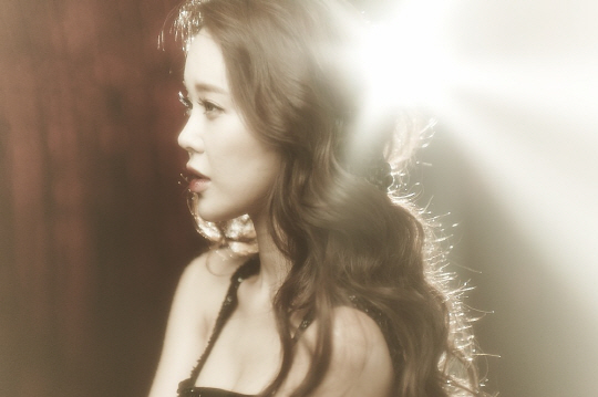 Baek Ji Young Collaborates with Brave Brother for Fun Summer Dance Single