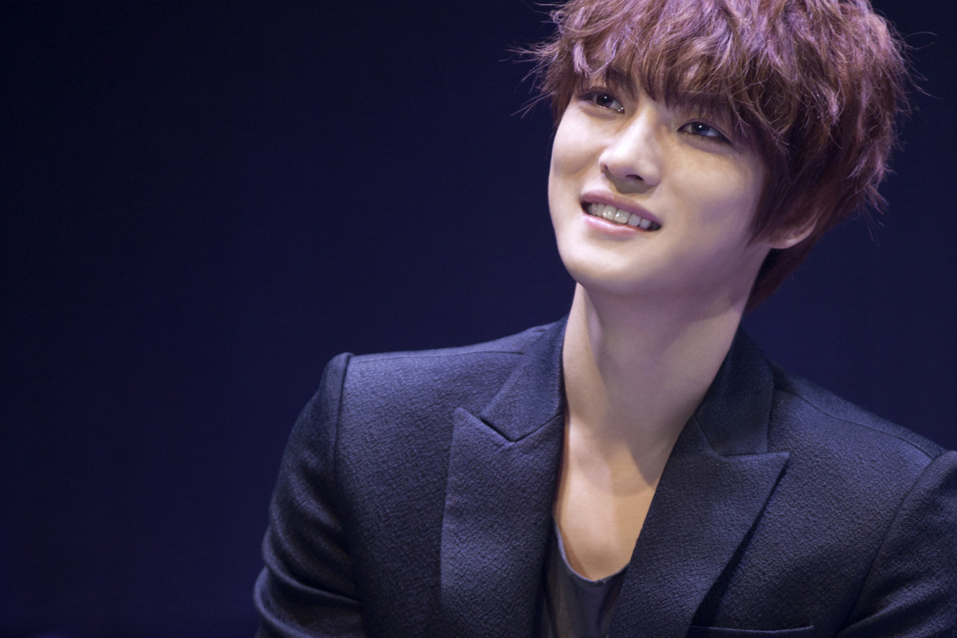 Jaejoong’s First Mini Album “I” Is Selling Like Hot Cakes!