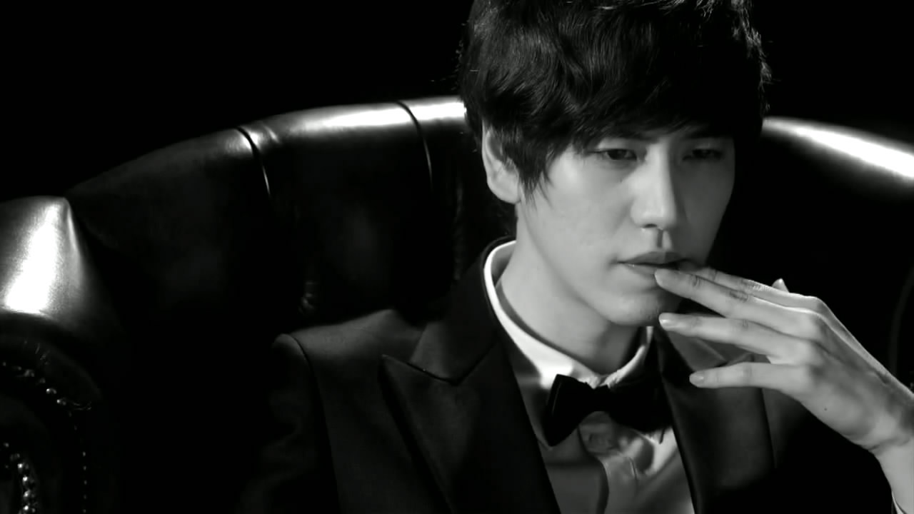 “Radio Star” Kyuhyun: “From Now On, I’m Going to Obsess Over HyunA”