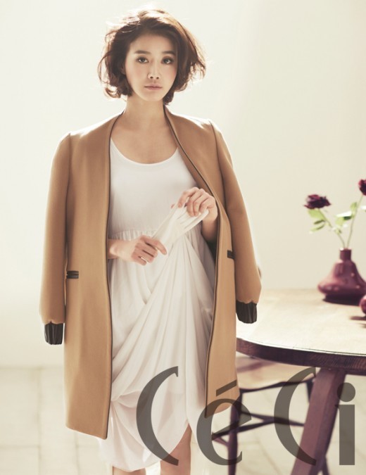 Actress Lee Si Young Poses for Ceci and Talks About Her Upcoming Movie ...