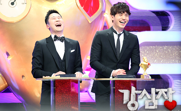 “Strong Heart’s” Lee Dong Wook and Shin Dong Yup Snap Photo Together after Final Recording